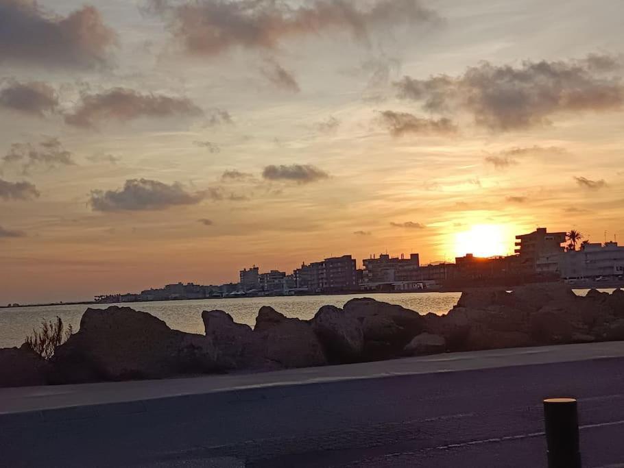 Al Lado De Barcos Y Gran Playa. Lejlighed Santa Pola Eksteriør billede